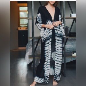 Elegant Black and White Women's Kimono cover up / duster